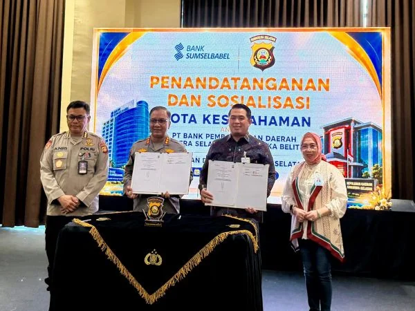 Gandeng Polda Sumsel, Bank Sumsel Babel Tingkatkan Pengamanan Layanan Perbankan
(Foto: BSB)