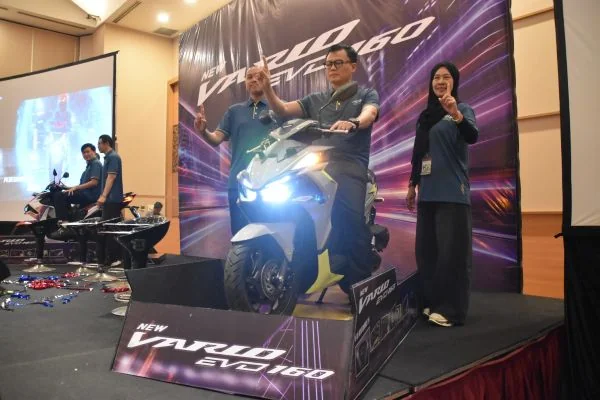 Bawa Evolusi Desain dan Fitur Modern, New Honda Vario Evo 160 Resmi Meluncur di Sumsel
(Foto : Ist)