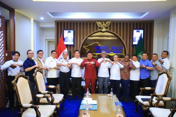 Pelabuhan Tanjung Carat Dikebut, Gubernur Herman Deru dan PT Pelindo Bahas Strategi Khusus (Foto :Humas Pemprov Sumsel)