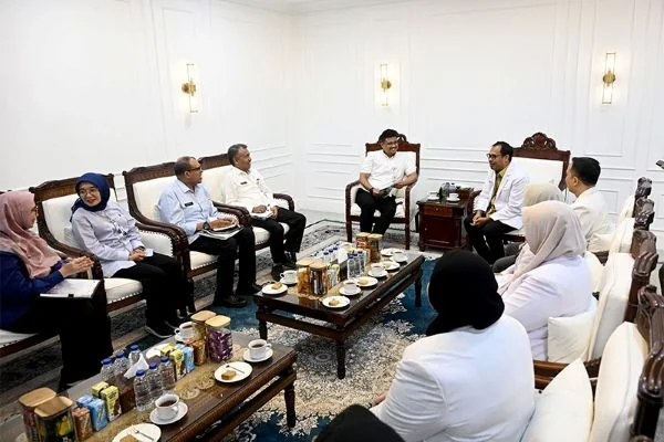 Hari Anak Nasional 2026 di Sumut, Bobby Nasution Harapkan Ekonomi Daerah Melaju
(Foto : Diskominfo Pemprov Sumut)