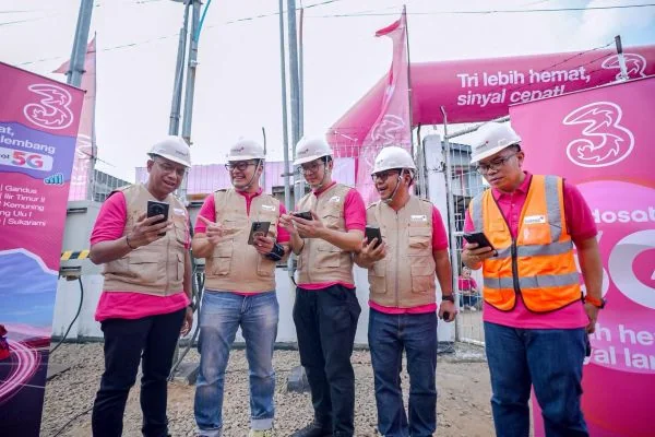 Jelajah Tri Sapa Palembang, Hadirkan Internet Hemat dan Sinyal Lancar dari BKB hingga Ampera
(Foto: IOH)