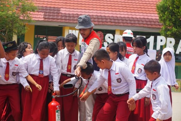 Hari Anak Nasional, Pertagas Latih Kesiapsiagaan dan Tanggap Bencana Siswa SDN 71 Prabumulih (Foto : Dok Pertagas)