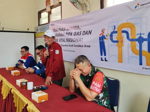 Pertagas OSSA Edukasi Masyarakat Desa Durian Daun Pentingnya Amankan Obvitnas dan Pipa Gas (Foto: Dok Pertagas OSSA)