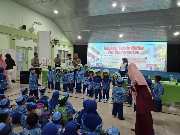 Tingkatkan Kesadaran Pelajar, Astra Motor Sumsel Beri Pelatihan Safety Riding Honda di Palembang (Foto : Dok Astra Motor Sumsel)