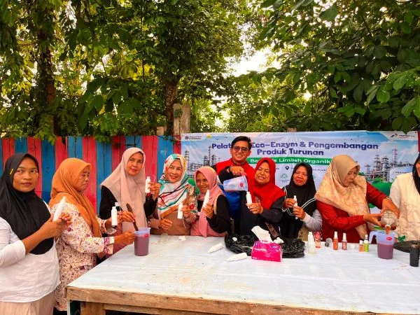 Ubah Sampah Jadi Cuan! Kilang Plaju Latih Kelompok Proklim Ciptakan Produk Bernilai Tinggi (Foto : Dok Pertamina Patra Niaga Kilang Plaju)