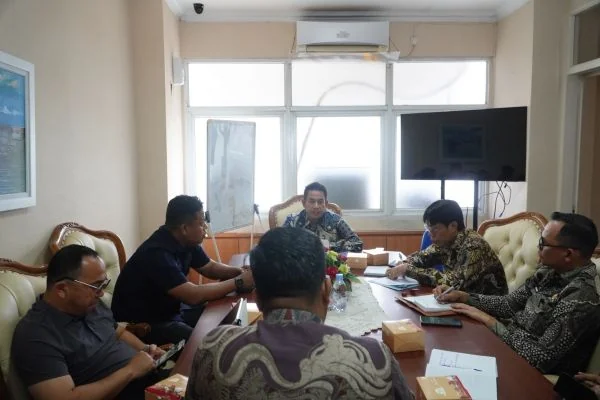 Disorot MUI, Pemkot Palembang dan Yayasan Siapkan Relokasi PKL Masjid Agung
(Foto: Dok Pemkot Palembang)