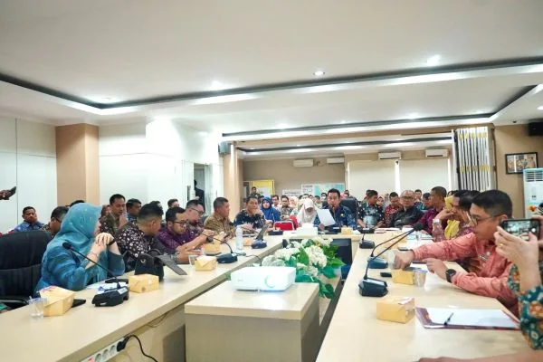 Sulap Lahan Tidur Jadi Pusat Ekonomi Baru, Pemkot Palembang Beri Waktu Camat Lakukan Pendataan
(Foto: Dok Pemkot Palembang)