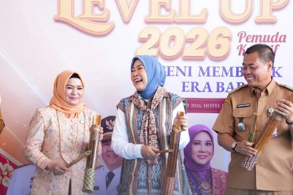 Lestarikan Warisan Budaya, Feby Deru Ajak Pemuda Sumsel Cintai dan Pahami Filosofi Batik Daerah
(Foto: Dok Pemprov Sumsel)