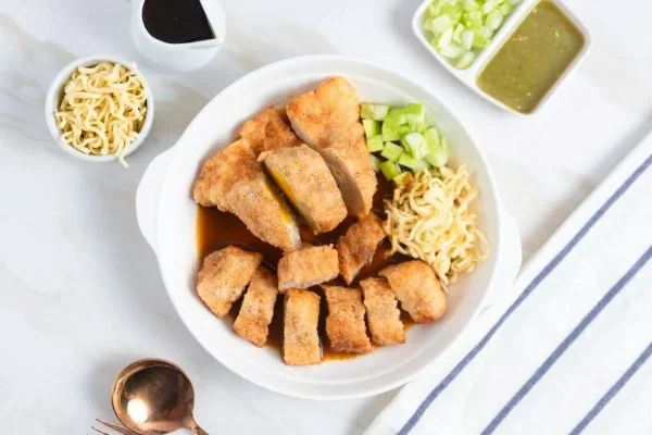 Kenapa Palembang Dikenal dengan Pempek? Ini Sejarah Alasan di Baliknya (Foto : Indonesia Travel)