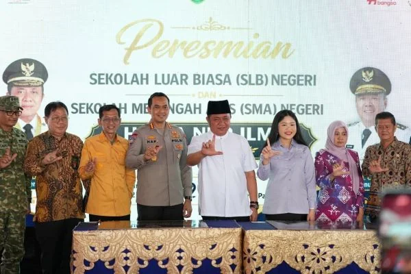 Gubernur Herman Deru Resmikan SLB dan SMAN Hayza Nur Ilmi, Harapan Baru Pendidikan Inklusif Sumsel (Foto : Humas Pemprov Sumsel)