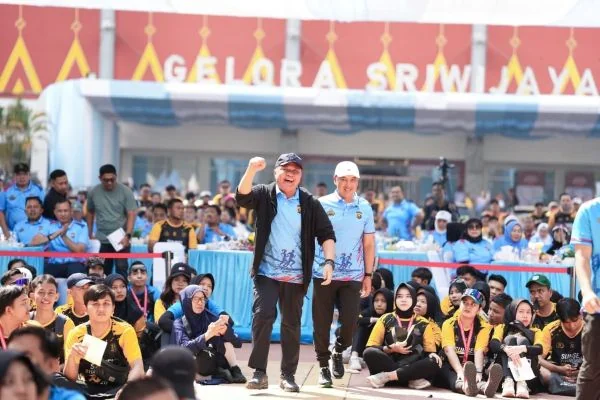 Puji Sumsel Bhayangkara Run 2026, Herman Deru Sebut Acara Ini Dekatkan Polri dengan Warga
(Foto: Dok Pemprov Sumsel)