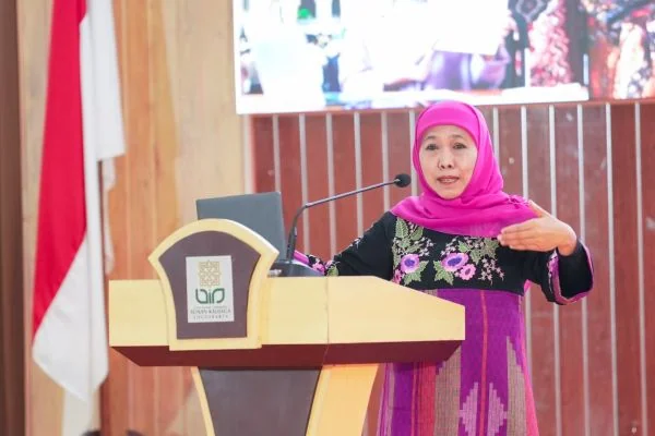 Khofifah Tegaskan Jatim Bersiap Jadi Pusat Industri Halal Nasional di  Forum Ekonomi Regional Jawa 2026 (Foto: Ist)