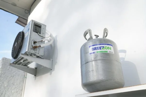 Ramah Lingkungan, Kilang Plaju Ciptakan Inovasi Refrigeran Musicool dan Breezon (Foto : Dok Pertamina Patra Niaga Kilang Plaju)