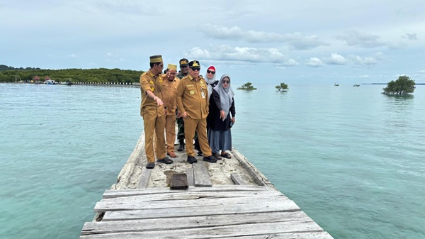 Viral di Medsos! Akses Warga Pulau Kelapan Terganggu, Gubernur Babel Janji Perbaiki Dermaga yang Rusak