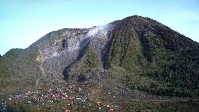 Status Gunung Talang Naik ke Level Waspada, Aktivitas Dipicu Gempa Tektonik Solok