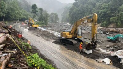 Jalan Padang–Bukittinggi Mulai Uji Coba, Ini Aturan Jam Operasionalnya