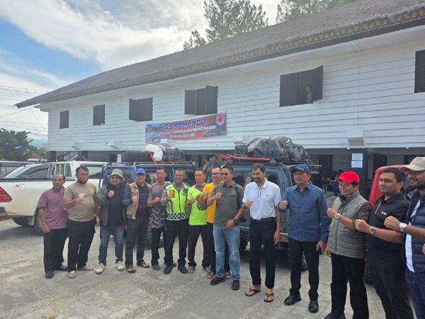 Akses Terputus Pascabanjir, Gubernur Aceh Lepas 10 Mobil Offroad Bawa Sembako ke Daerah Terisolasi