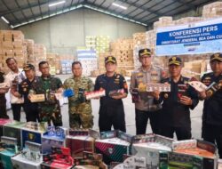 Bea Cukai Gerebek Gudang Rokok Ilegal di Pekanbaru, 160 Juta Batang Disita