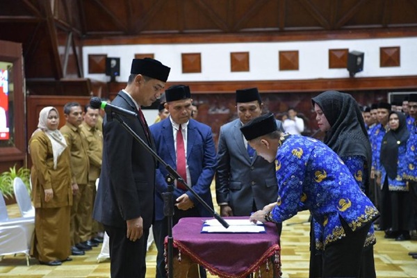 201 Kepala Sekolah Dilantik, Sekda Aceh Ingatkan Ancaman Anak Putus Sekolah