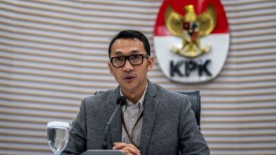 KPK Panggil Sekretaris BKPSDM Lampung Tengah Terkait Kasus Korupsi