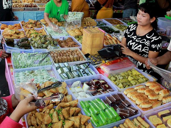 Pengawasan Ramadhan, BBPOM Pekanbaru Uji Takjil Pastikan Bebas Bahan Berbahaya