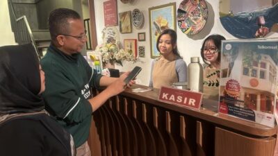Peluang Cuan Baru, UMKM Bisa Jadi Mitra Merchant di Telkomsel Poin