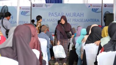 Bantu Ringankan Beban Warga, Kilang Plaju Salurkan 1.000 Paket Sembako Murah