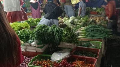 Makin Pedas! Harga Cabai Rawit di Pasar Kebun Bunga Palembang Tembus Rp80 Ribu per Kilo