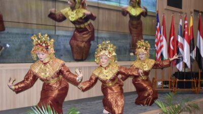 Mengenal Tari Gending Sriwijaya: Sejarah, Makna Gerakan, dan Kostum yang Digunakan
