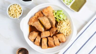 Kenapa Palembang Dikenal dengan Pempek? Ini Sejarah Alasan di Baliknya