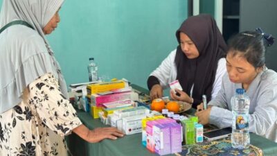 121 Warga Desa Sukananti Antusias Ikuti Layanan Pengobatan Gratis