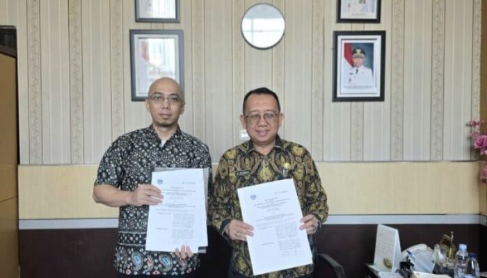 Sinergi Bank Sumsel Babel dan DPMD OKU Timur Tingkatkan Transparansi Keuangan Desa Lewat SISKUDES TNT