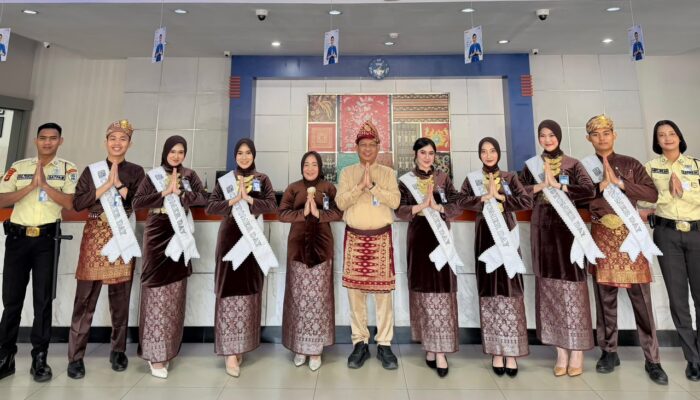 Senyum dan Keramahan Warnai Hari Pelanggan 2026 di BRI BO Sekay