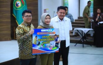 Bantu Kesehatan Masyarakat, Bank Sumsel Babel Gulirkan CSR Operasi Mata