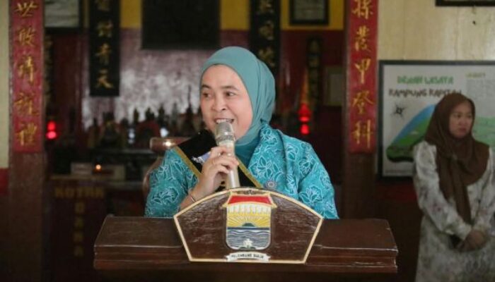 Tekan Angka Stunting, Ketua TP PKK Palembang Salurkan 340 Paket PMT di Kampung Kapitan