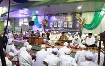 Hadiri Peringatan Maulid Nabi di Ponpes Ar-Riyadh, Wawako Palembang Ajak Teladani Akhlak Rasulullah