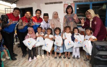 Kilang Plaju Bagikan Paket PMT untuk Ratusan Balita dan Ibu Hamil di Sungai Rebo