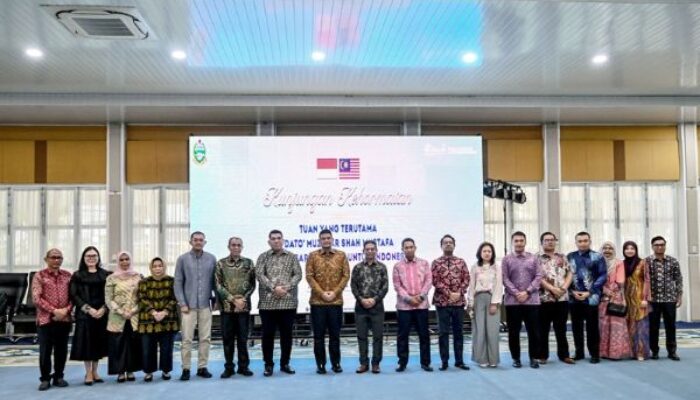 Pangkas Biaya Logistik, Bobby Nasution Dorong Pembukaan Jalur Laut Ekspor UMKM ke Malaysia